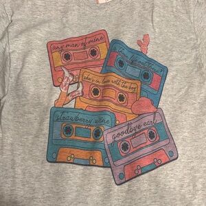 Graphic 90s country Cassette Tape Shirt - Gray